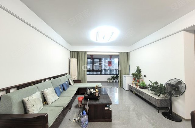 融创建发观澜云著3室2厅124㎡202.8万二手房图片