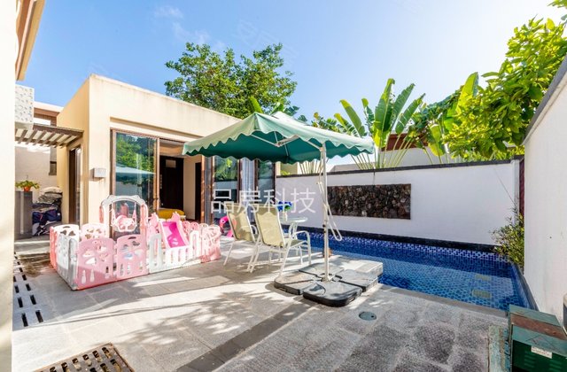 业主急售！保利开发 海棠湾少有独栋别墅 私家泳池 近人大  