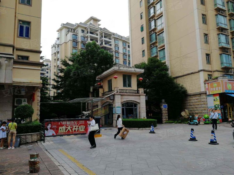 东湖花园五号小区