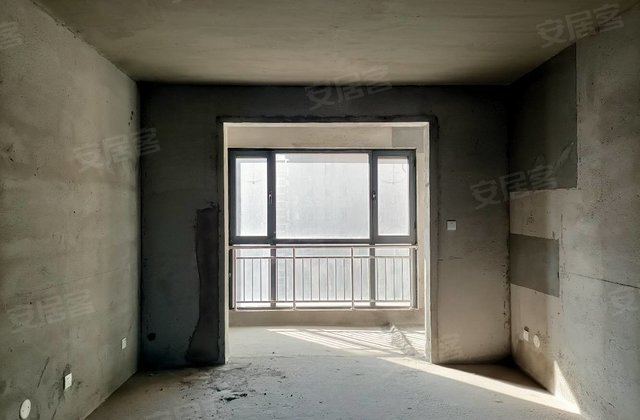 远大天鹅堡3室2厅129㎡62.5万二手房图片