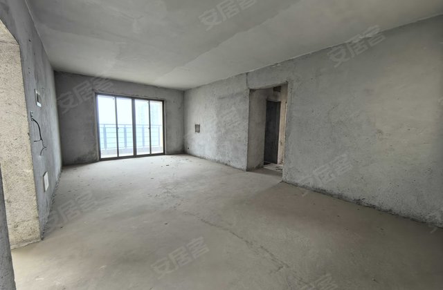 田原国际华府5室2厅140.85㎡76万二手房图片