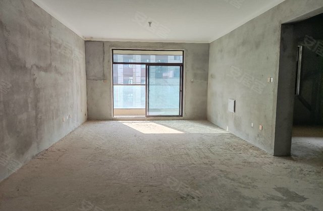 上海花园4室2厅142㎡88万二手房图片