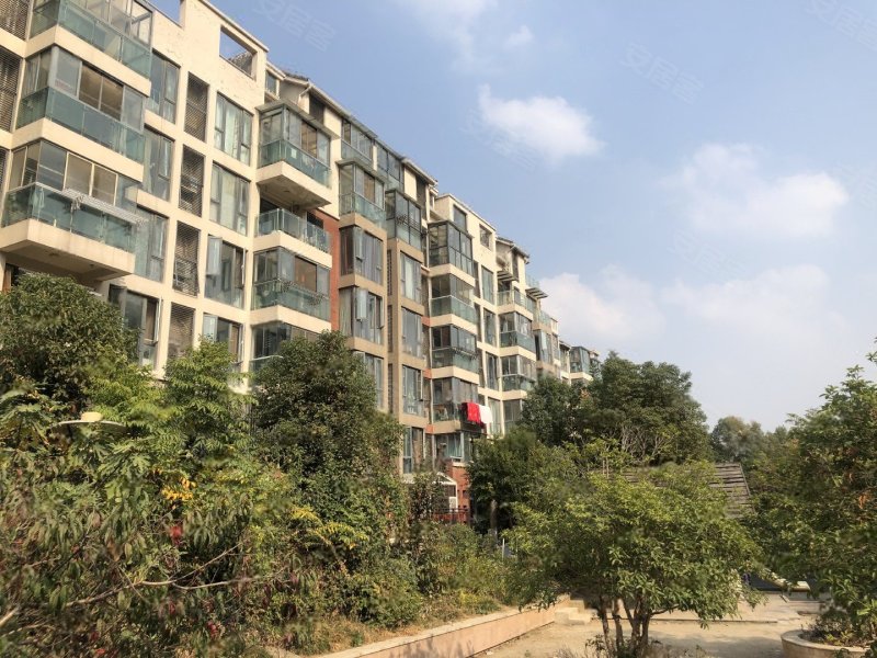 东郊小镇第二街区