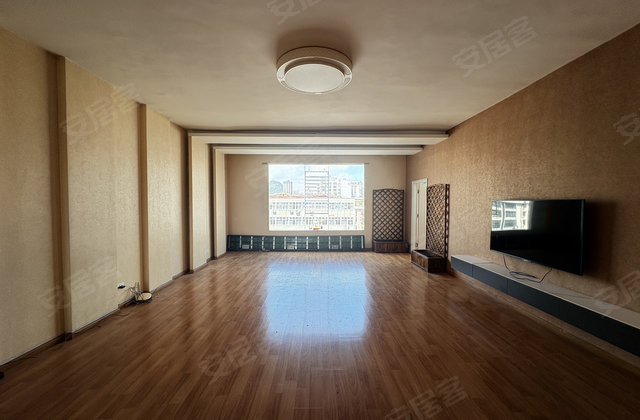 广安大厦4室2厅165㎡58.8万二手房图片