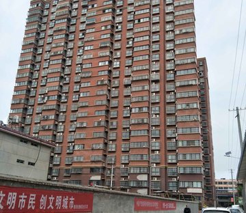 东方名城三室两卫,拎包入住,产权清晰