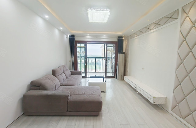 金诚中央花园3室2厅108㎡38.8万二手房图片