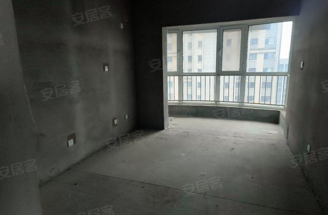 泉府公馆4室2厅140.79㎡85万二手房图片