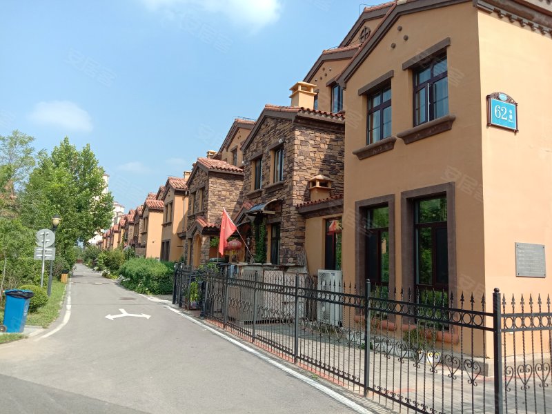 首创国际半岛梅诺卡小镇(别墅)