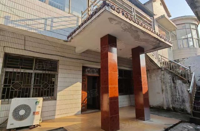 玉泉小区6室2厅251㎡78万二手房图片