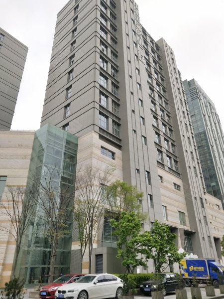 龙盛国际商业广场