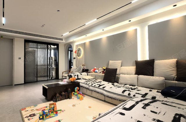 国鑫七星亚龙湾3室2厅93㎡149万二手房图片