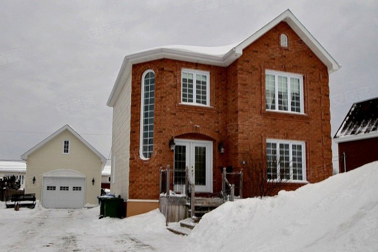 加拿大约¥178万House for sale, 6 Rue Denis-Richard, Sept-Îles, QC二手房公寓图片