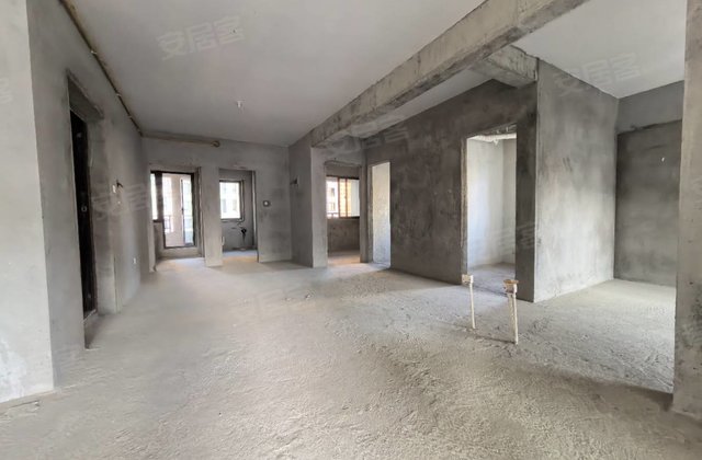 中梁壹号院4室2厅129.76㎡118万二手房图片