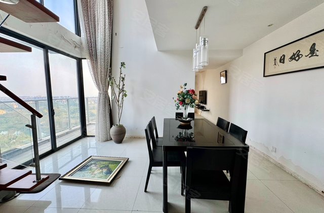 太湖纯水岸(一期)4室2厅143㎡98万二手房图片