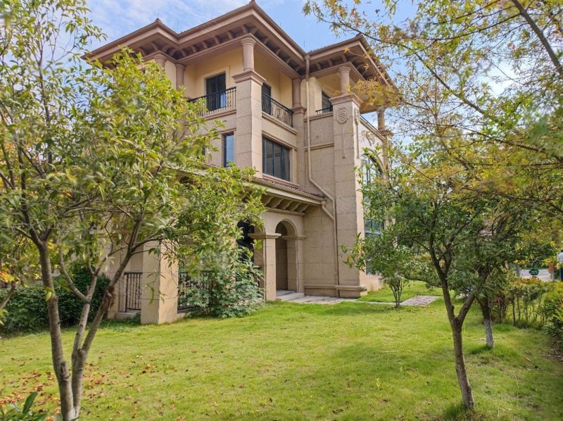 恒都香缇溪岸别墅