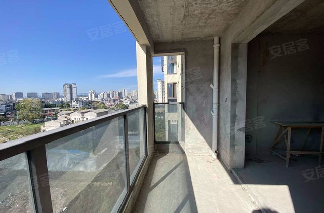 江与城3室2厅134㎡76.8万二手房图片