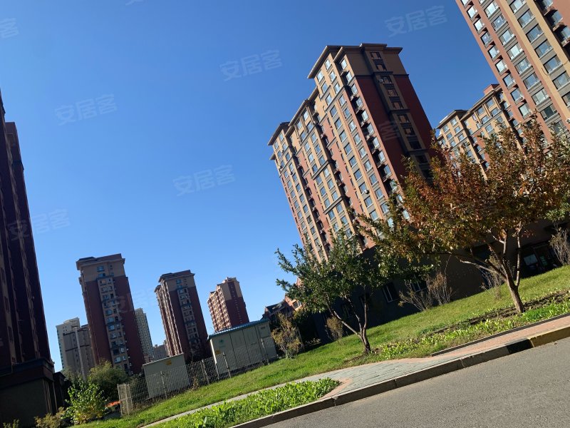 新星宇左岸小区