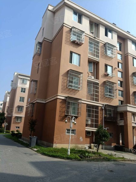 新港花苑百合苑