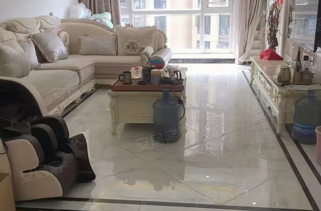 皇冠世纪城3室2厅125㎡74.8万二手房图片