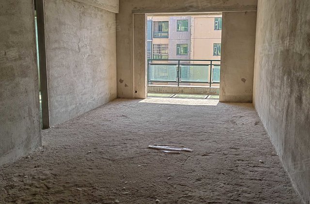 万维广场2室1厅107㎡38万二手房图片