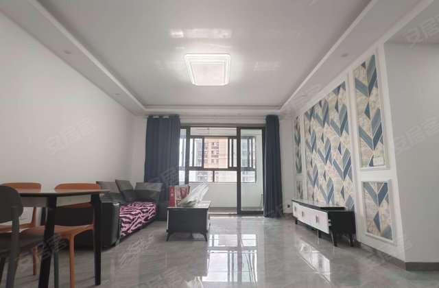 蟠龙馨苑3室2厅80㎡225万二手房图片