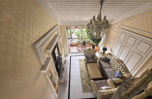 公园1号3室3厅137.74㎡55万二手房图片