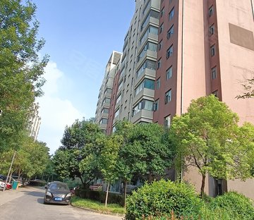 郑州航空工业管理学院龙子湖生活区