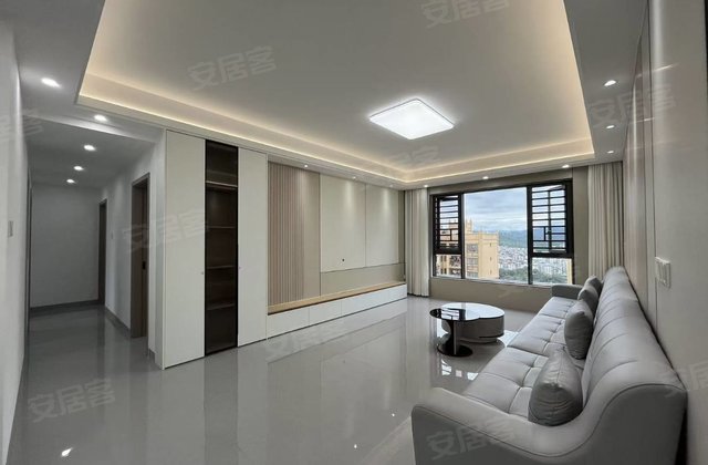 海龙星光大道4室2厅125㎡68.8万二手房图片