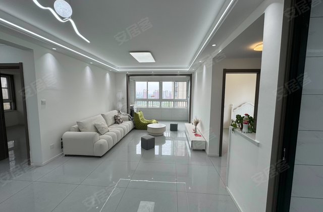 港利上城国际3室2厅1卫98㎡南北54.2万