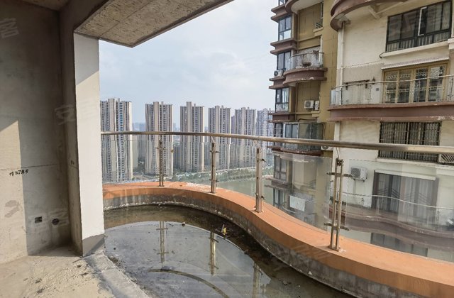 9分经纪人阜宁城南新区白天鹅公园上海路7号冠城华府2018年建造高层