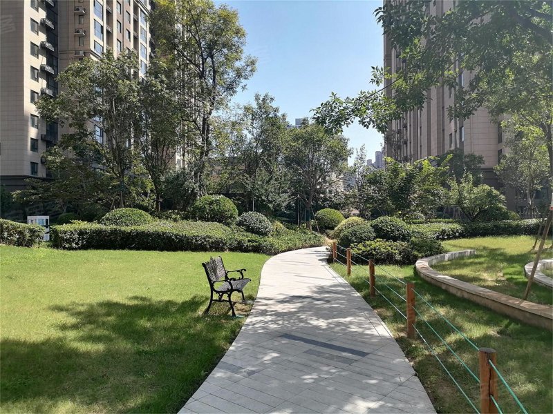 绿都紫荆华庭雅园