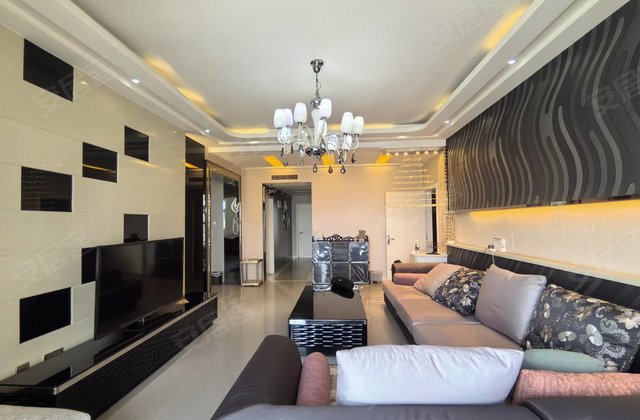 开莱国际3室2厅152㎡88.8万二手房图片