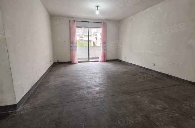 梅园小区3室2厅140㎡105万二手房图片