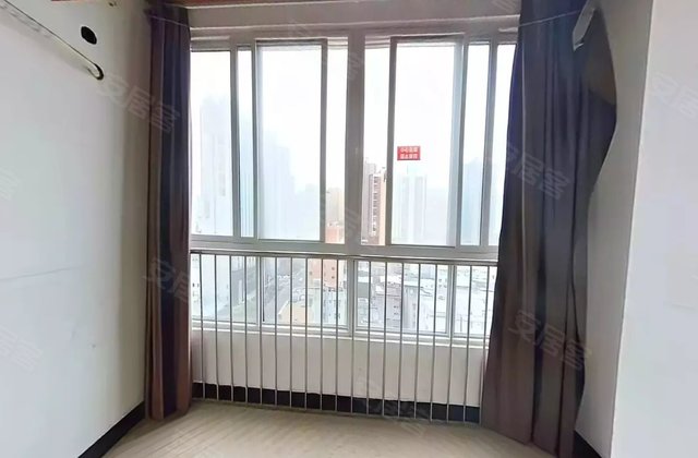 秦巴铭座3室2厅113.5㎡45万二手房图片
