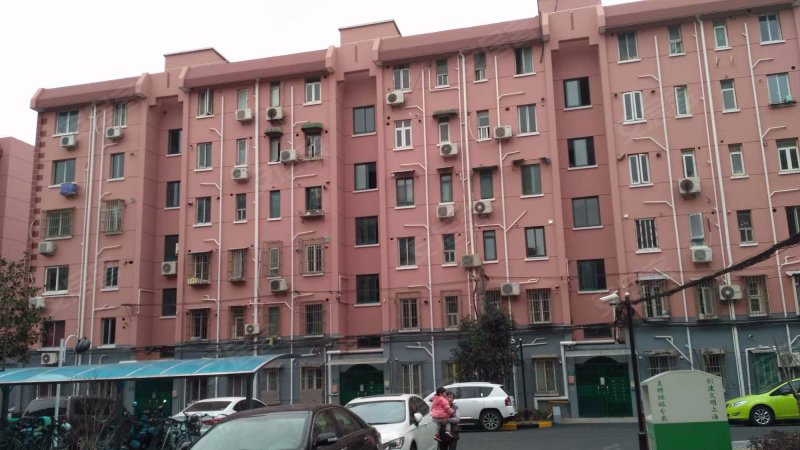 罗阳七村华宝小区 