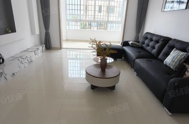 辰隆阳光西班牙3室2厅110㎡49.5万二手房图片