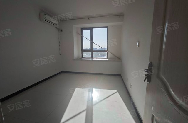 朝阳首府3室2厅1卫97㎡南北72万