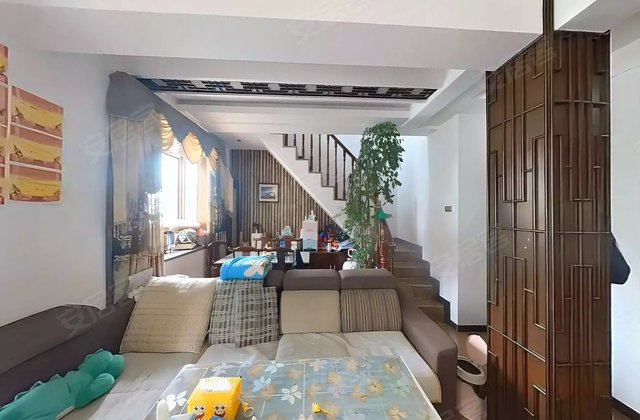 金滩数码城3室2厅168㎡52万二手房图片