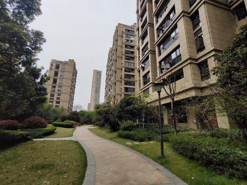 宏地南塘府,月乐西街,近塘西路