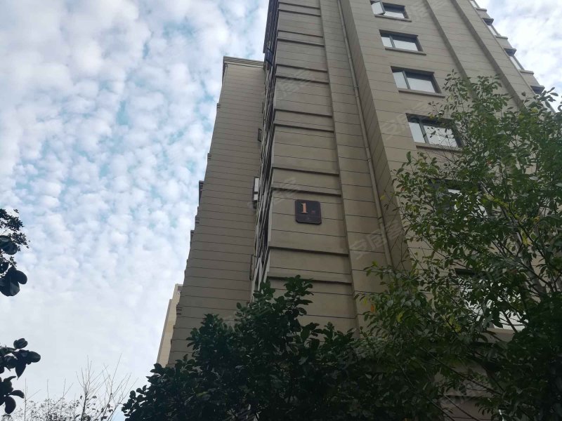 中梁香缇华府(龙湾)