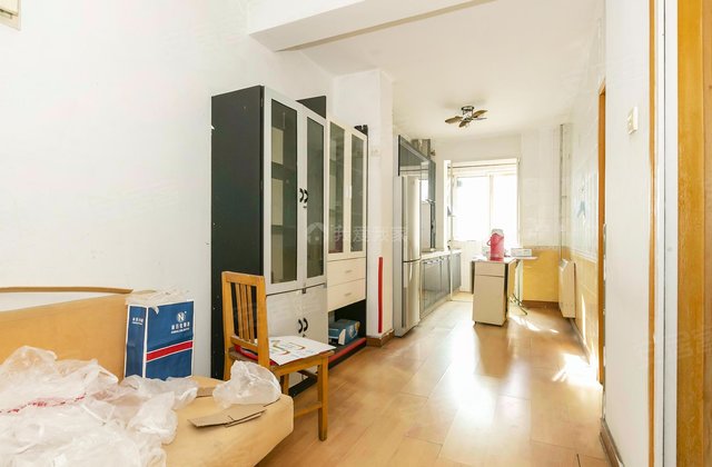 名佳花园(一区)1室1厅47.81㎡158万二手房图片