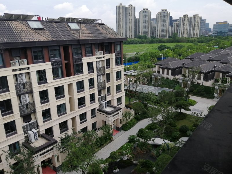 信达泰禾上海院子(公寓住宅)