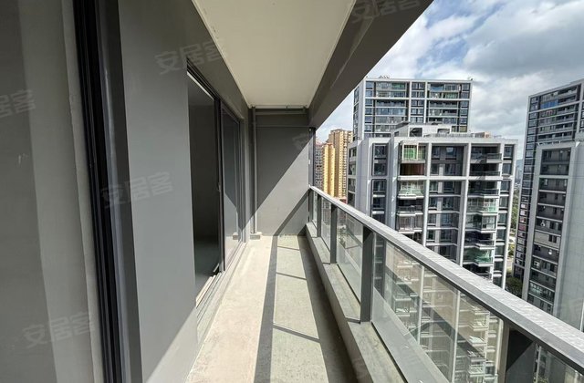 绿城深蓝中心4室2厅126㎡84.8万二手房图片