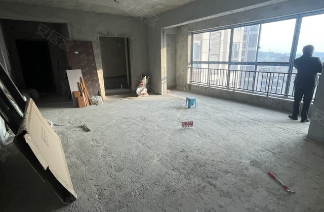 原融华府壹号4室2厅115.6㎡52万二手房图片