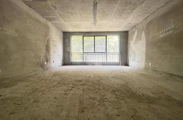 同德嘉苑5室2厅199㎡105万二手房图片