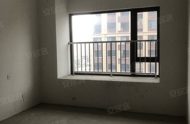 华鸿公园天下3室2厅116.46㎡139.8万二手房图片