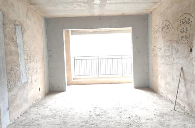 青春里(双峰)4室2厅112㎡43.8万二手房图片