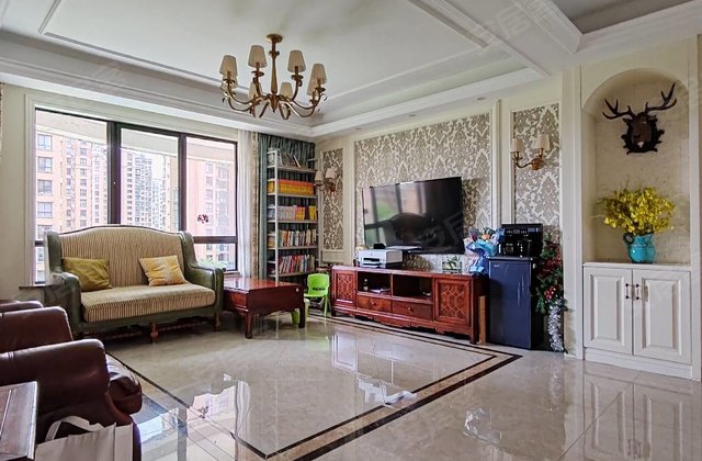 国鑫七星亚龙湾5室2厅168㎡268万二手房图片