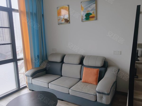 南昌西湖云飞路绿滋肴潮阳里南昌西湖万达广场精装loft公寓出租房源