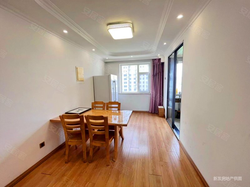 长春房产网>长春二手房>净月二手房>生态广场二手房>保利香槟>800_600